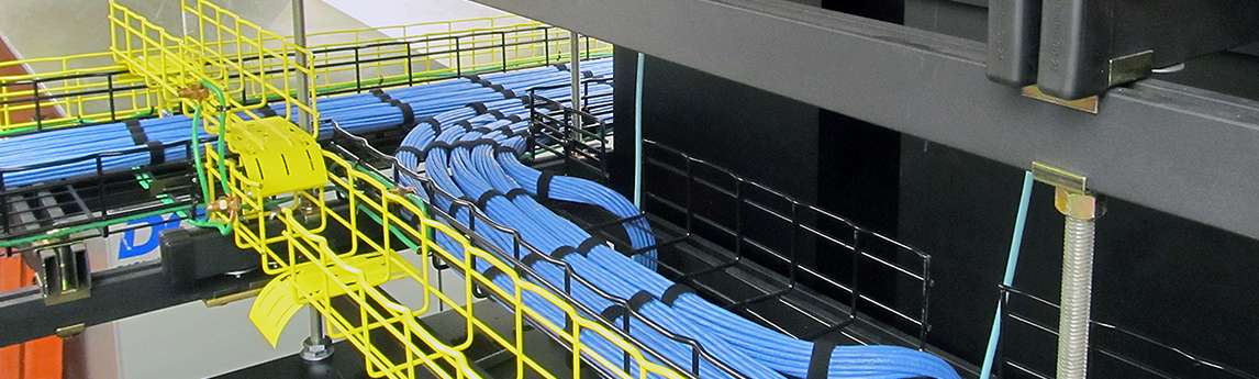 IT-1852-CollegeOfTheDesert-StudentServicesBldg-DataCenter01-S-(c)TheSextantGroup